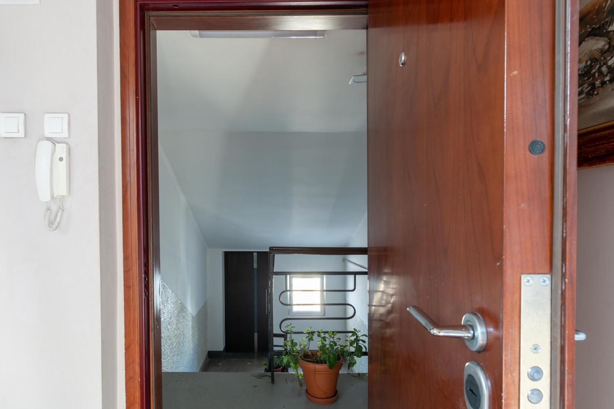 Klara Vracar 90 M2, Dve I Po Spavace Sobe 贝尔格莱德 外观 照片